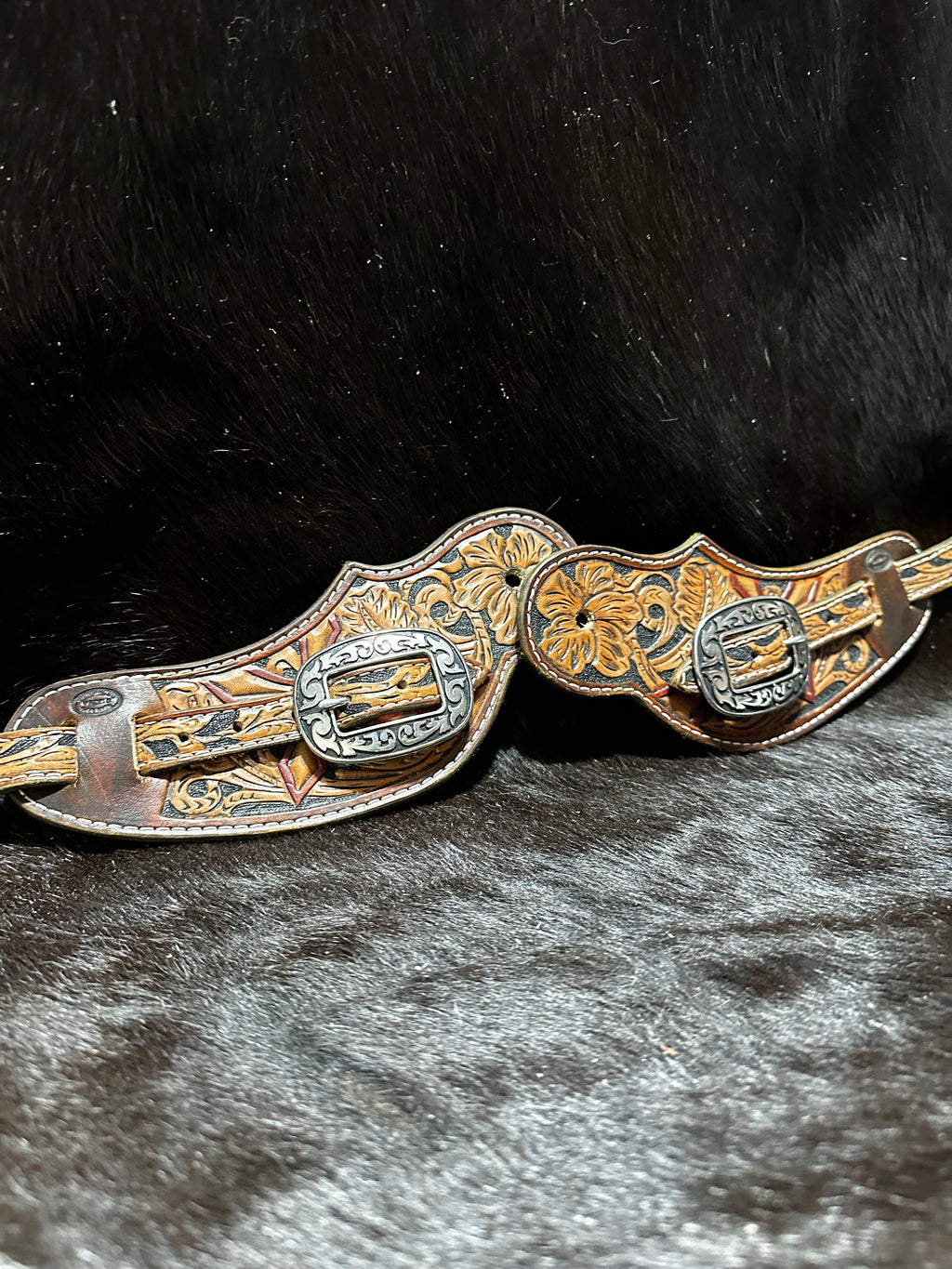 Full floral cross spur straps