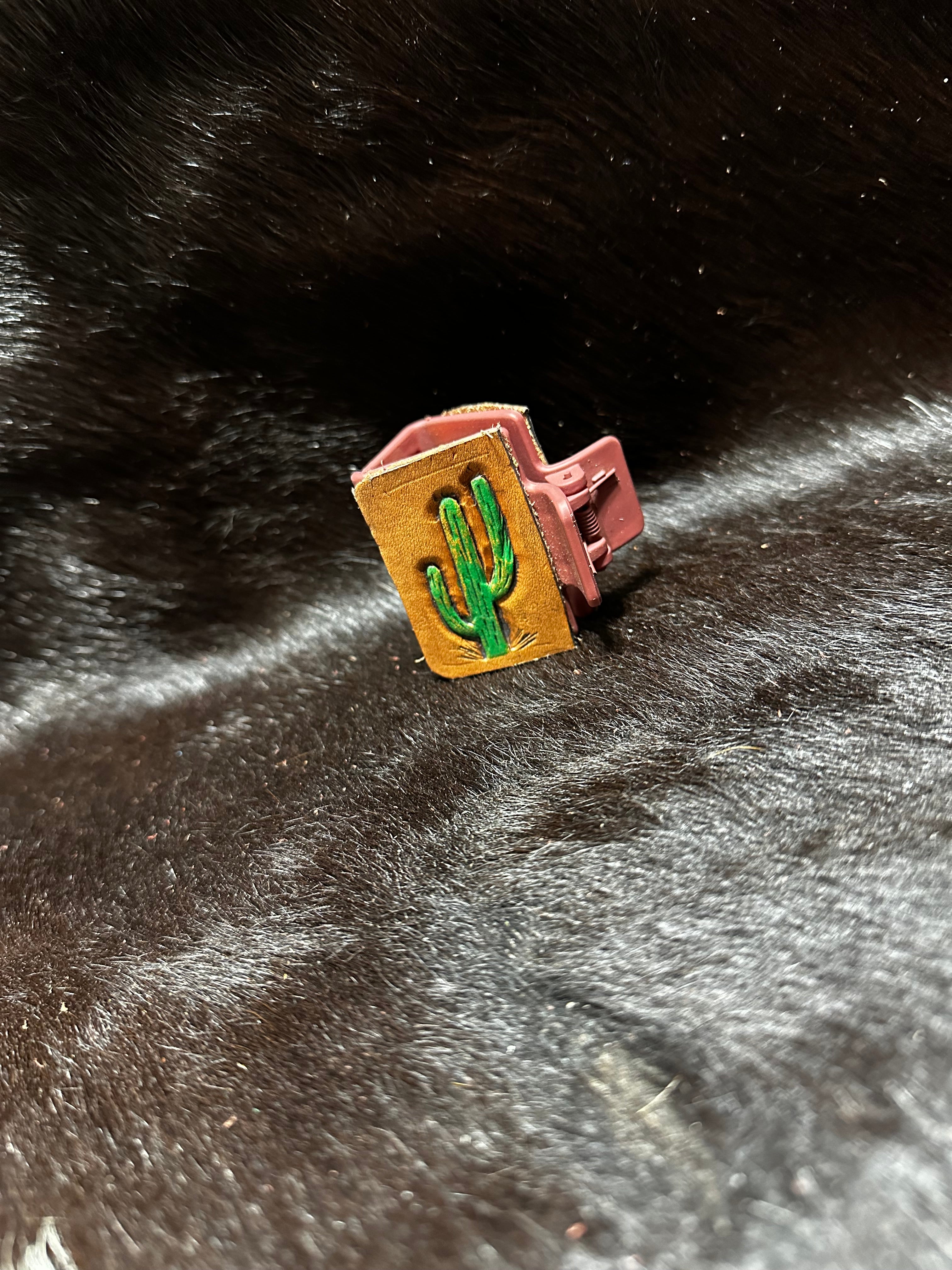 Mini cactus hair clip