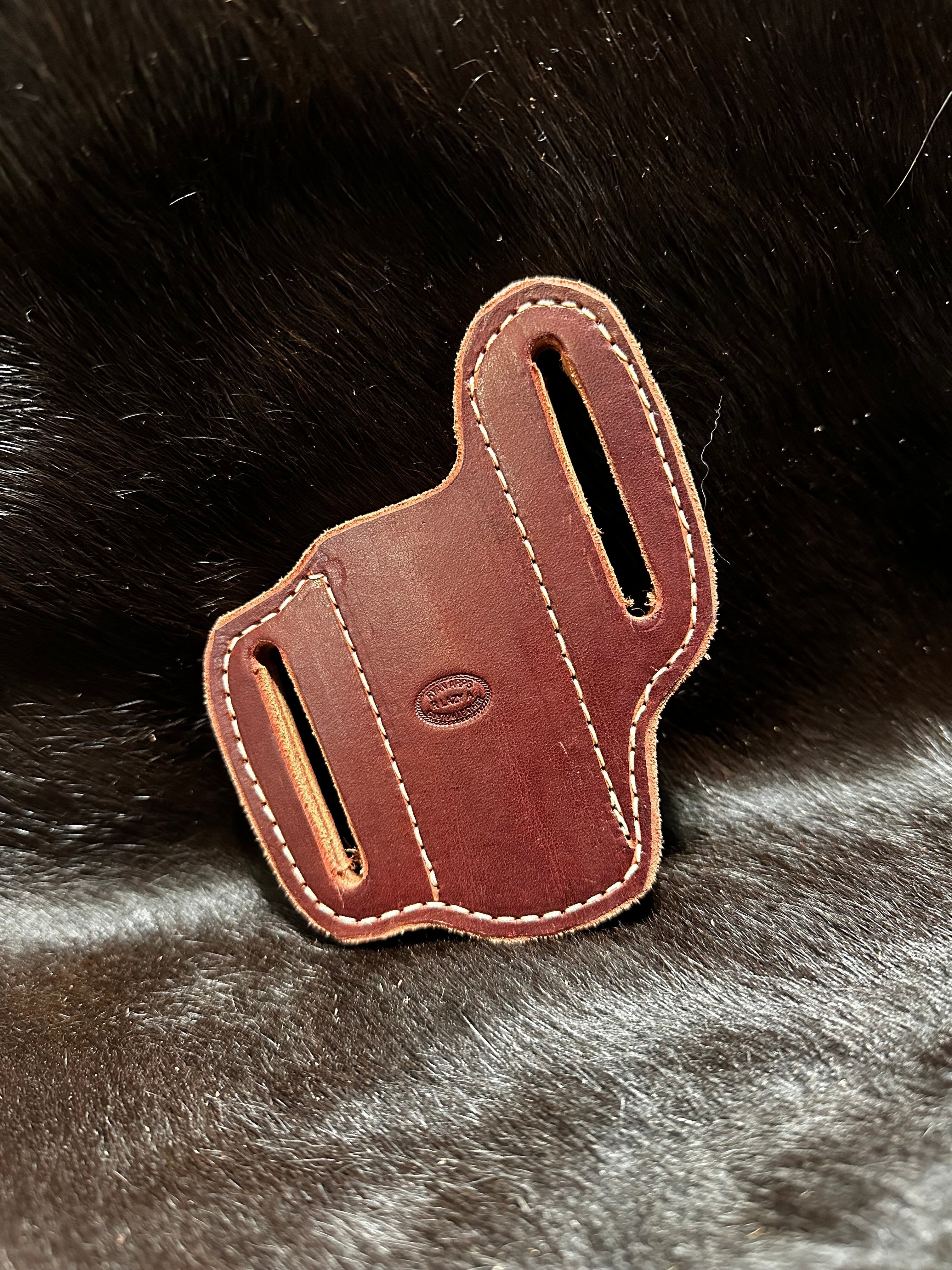 Pancake knife sheath