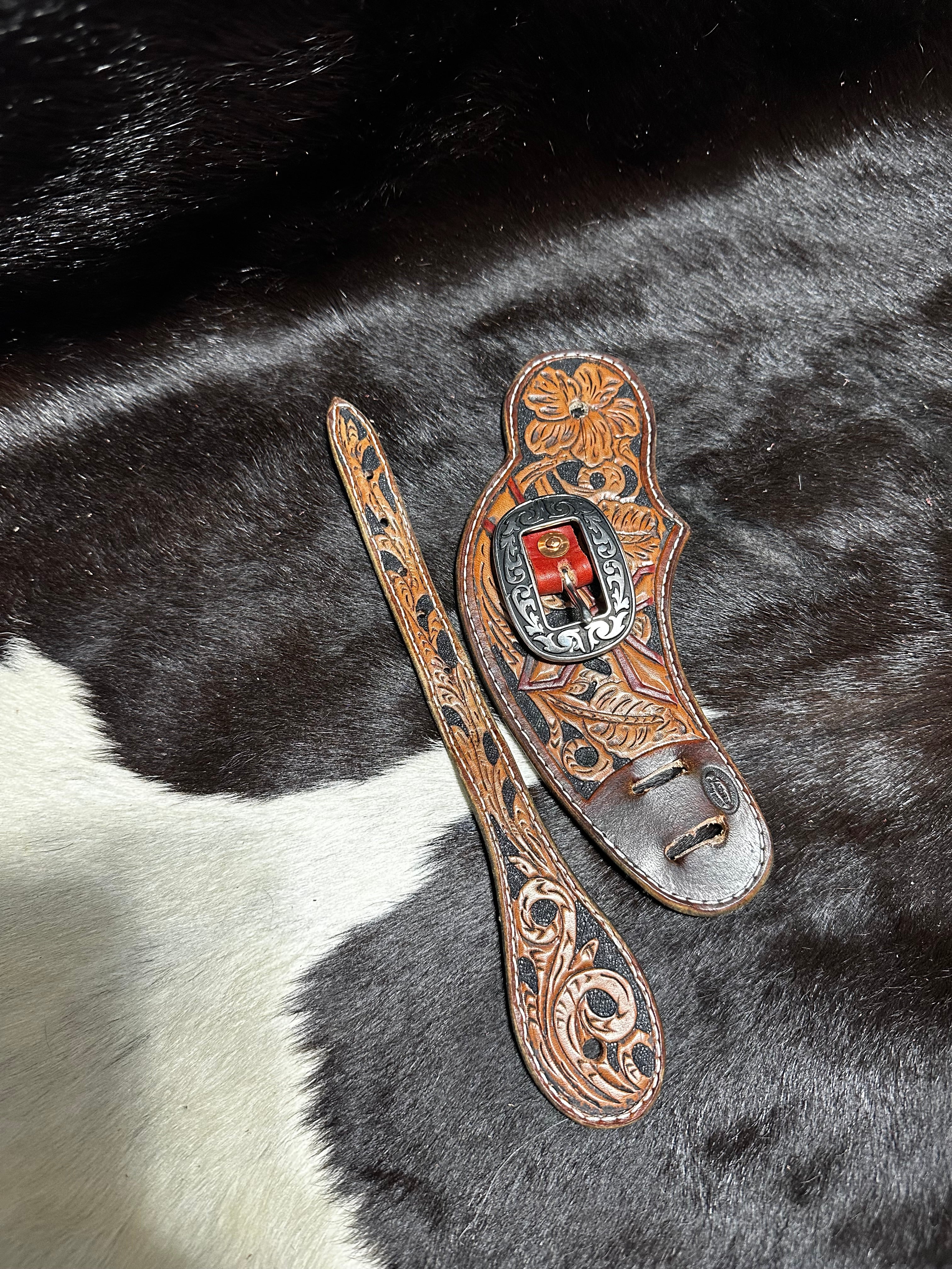 Full floral cross spur straps